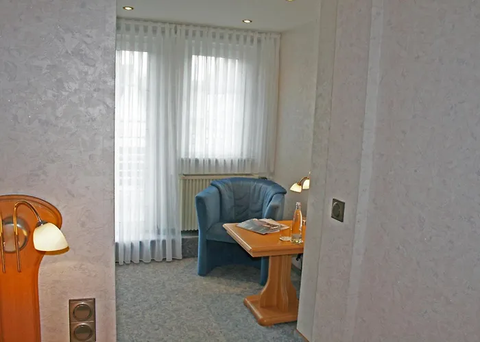 Отель Repetal 2*